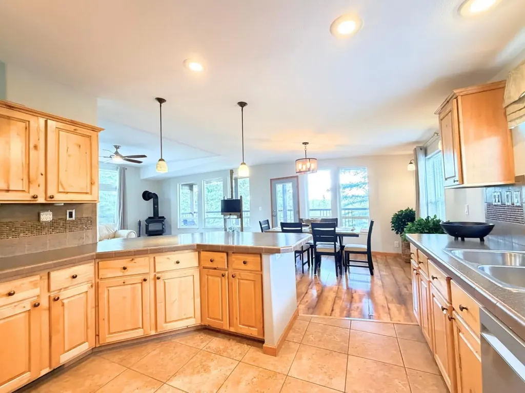 40422 Range Road 10 Rural Lacombe County AB T0C0J0