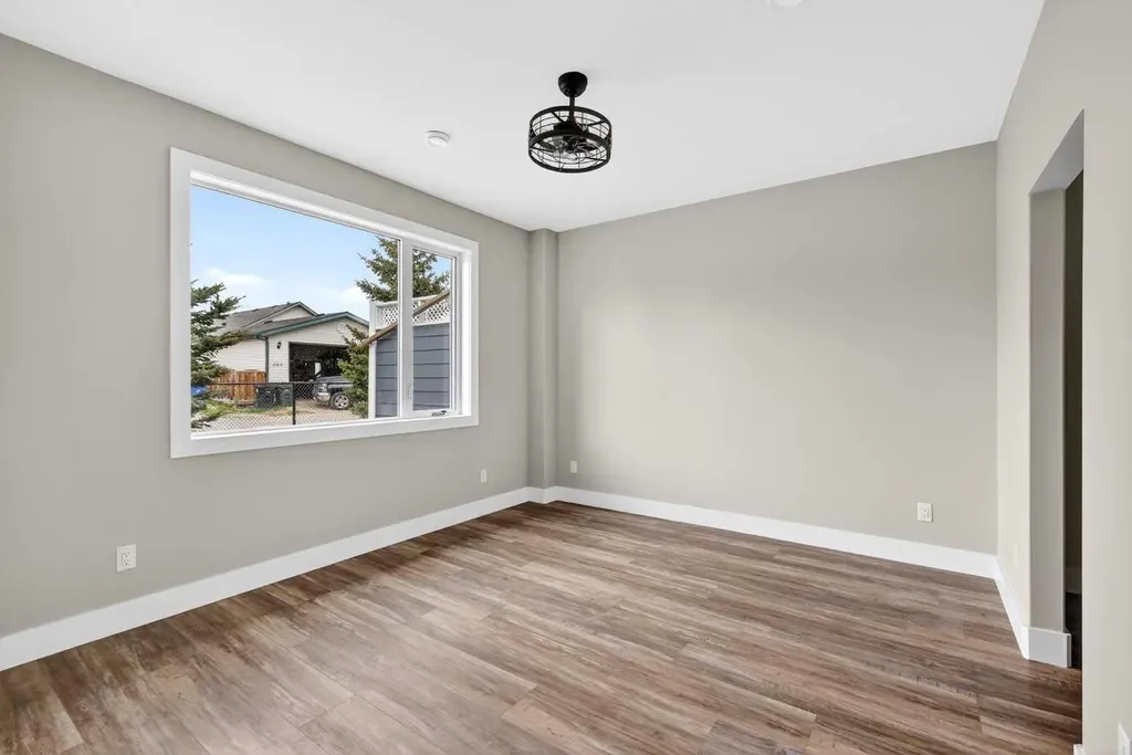610 4 Avenue SW Sundre AB T0M1X0