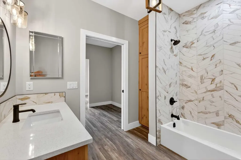 610 4 Avenue SW Sundre AB T0M1X0