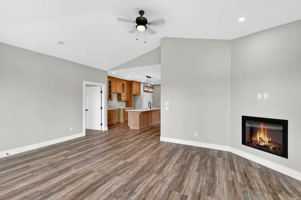 610 4 Avenue SW Sundre AB T0M1X0