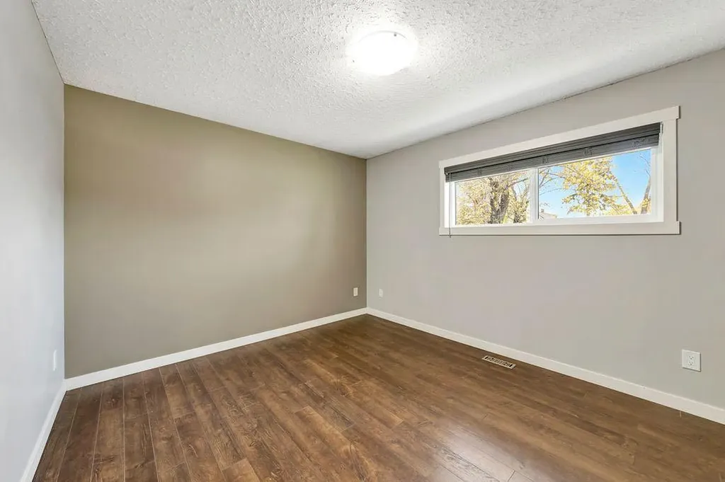 5104 54a Street Lloydminster AB T9V 0S5