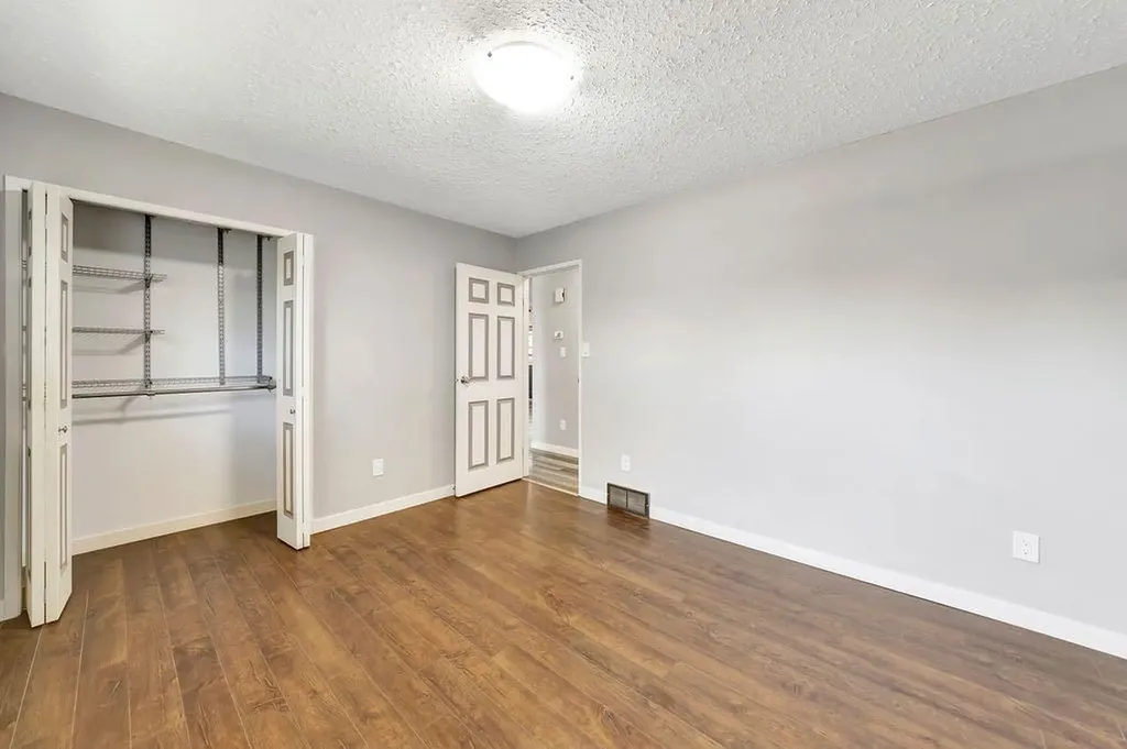 5104 54a Street Lloydminster AB T9V 0S5