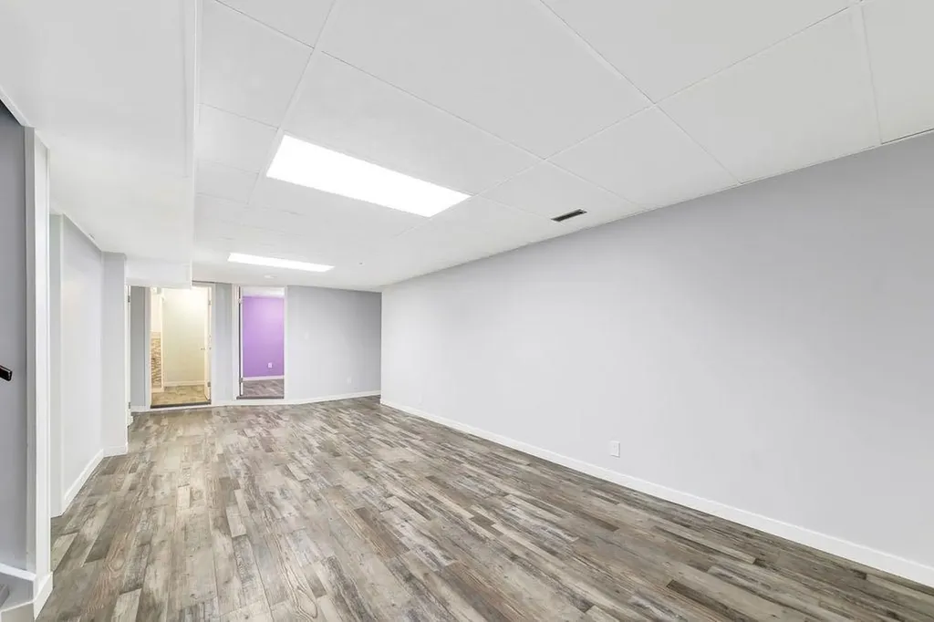 5104 54a Street Lloydminster AB T9V 0S5