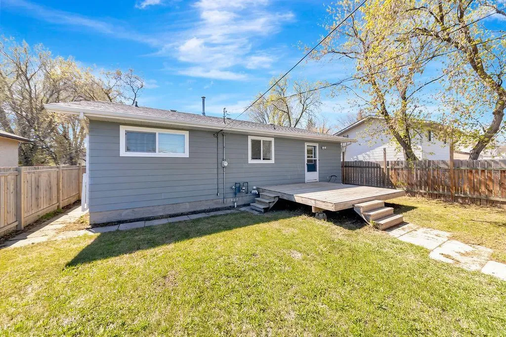 5104 54a Street Lloydminster AB T9V 0S5