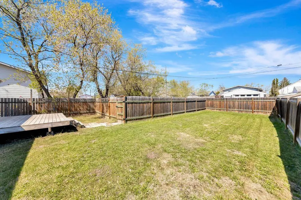 5104 54a Street Lloydminster AB T9V 0S5