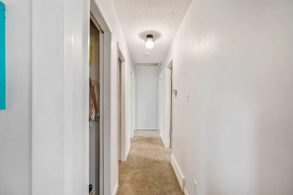 447 9 Street W Cardston AB T0K 0K0