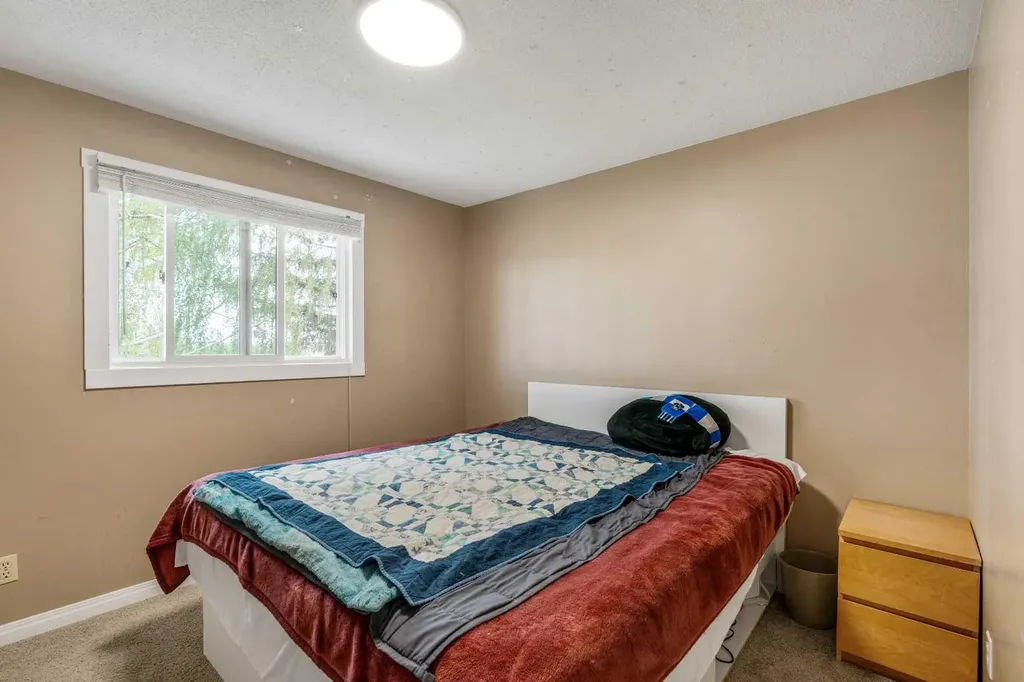 447 9 Street W Cardston AB T0K 0K0