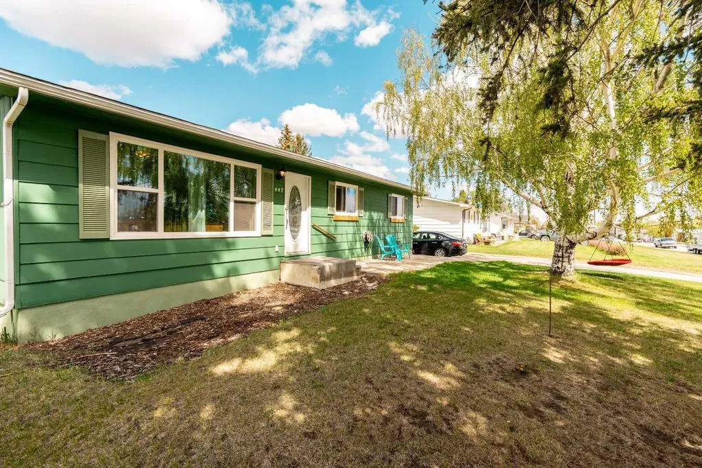 447 9 Street W Cardston AB T0K 0K0