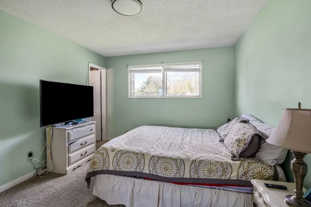 447 9 Street W Cardston AB T0K 0K0