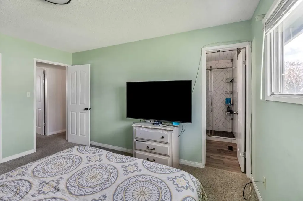 447 9 Street W Cardston AB T0K 0K0