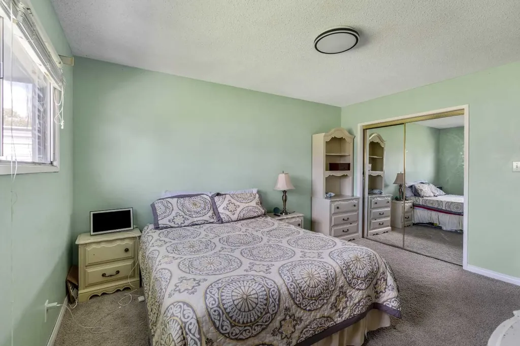 447 9 Street W Cardston AB T0K 0K0
