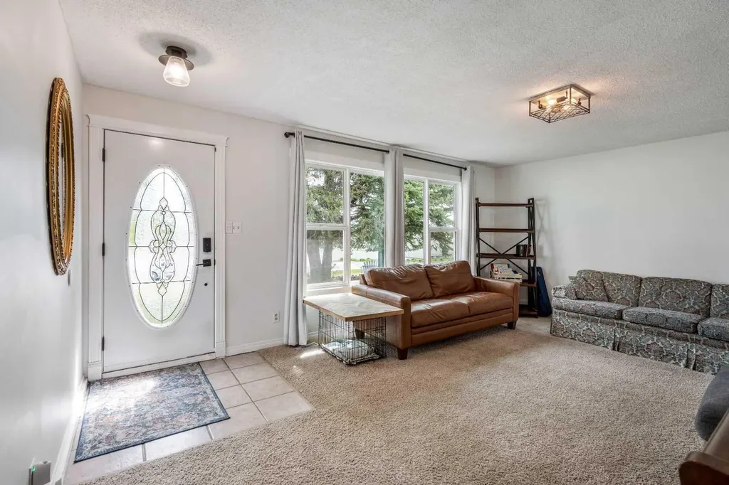 447 9 Street W Cardston AB T0K 0K0