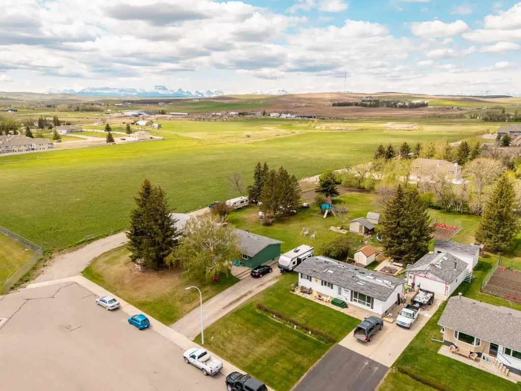 447 9 Street W Cardston AB T0K 0K0