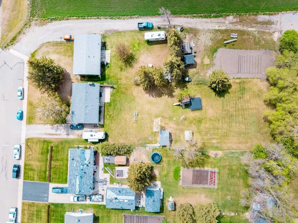 447 9 Street W Cardston AB T0K 0K0