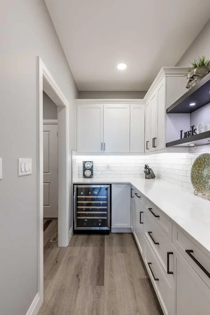 57 Hamptons Gate SE Medicine Hat AB T1B 0N7