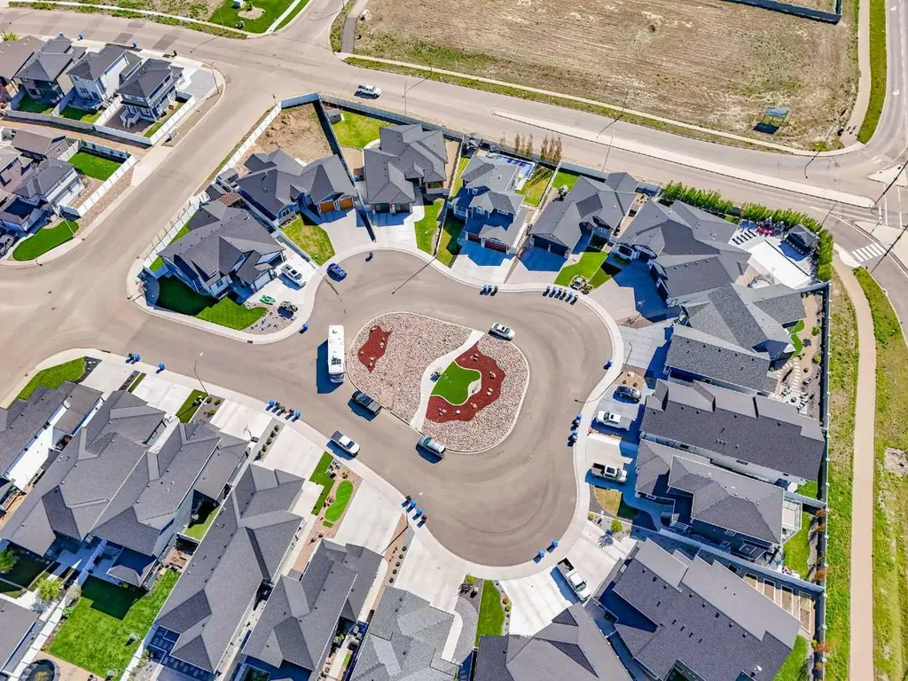 57 Hamptons Gate SE Medicine Hat AB T1B 0N7