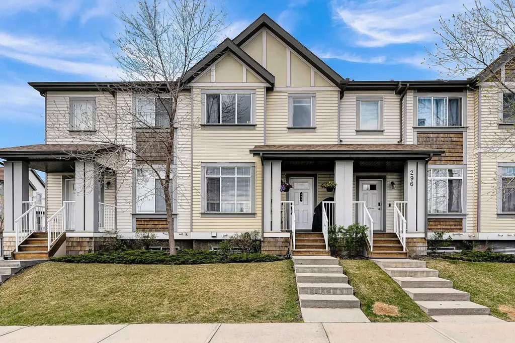 300 Copperstone Cove SE Calgary AB T2Z 0L3