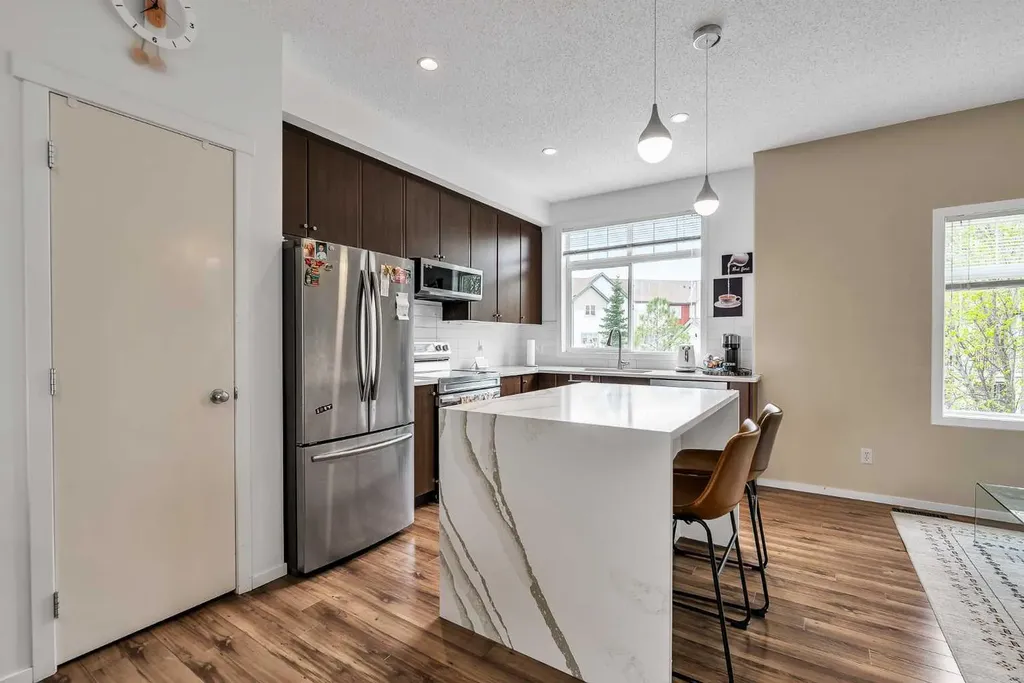 300 Copperstone Cove SE Calgary AB T2Z 0L3