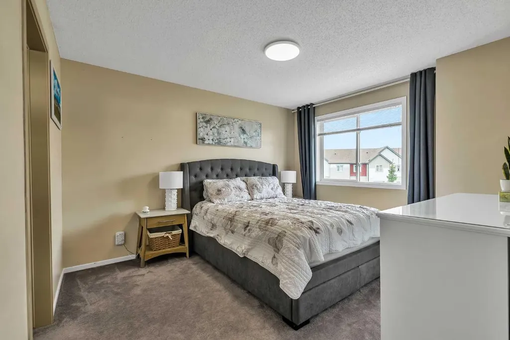 300 Copperstone Cove SE Calgary AB T2Z 0L3