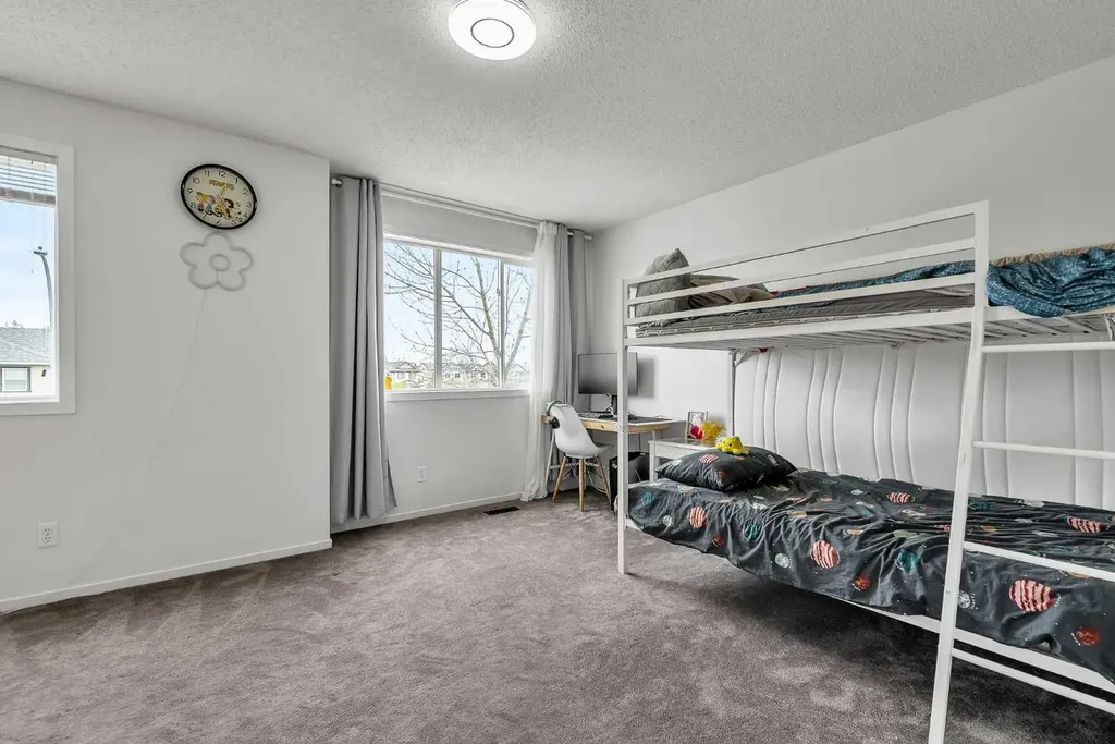 300 Copperstone Cove SE Calgary AB T2Z 0L3