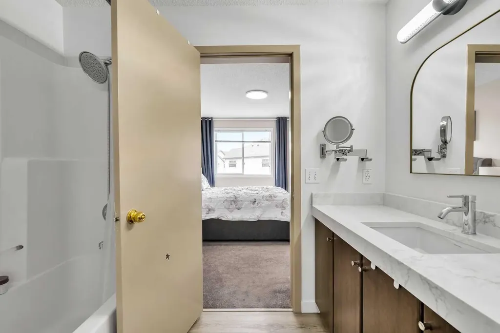 300 Copperstone Cove SE Calgary AB T2Z 0L3