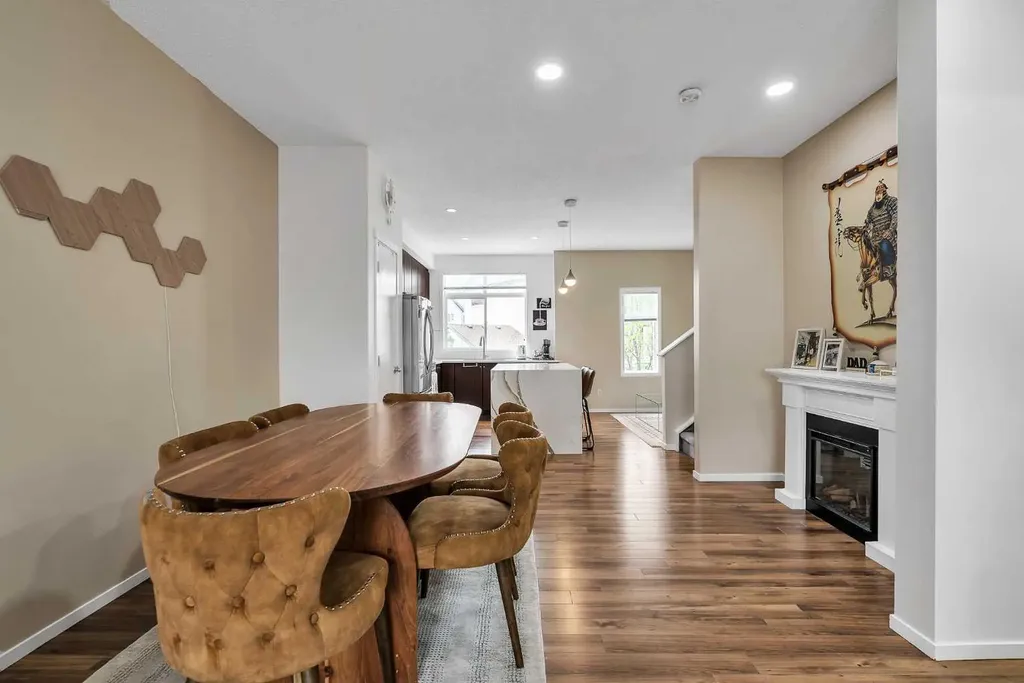 300 Copperstone Cove SE Calgary AB T2Z 0L3