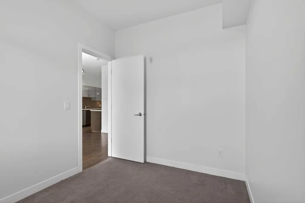 10 Auburn Bay Link SE Calgary AB T3M 1Y8