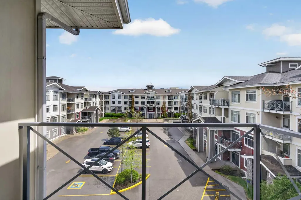 10 Auburn Bay Link SE Calgary AB T3M 1Y8