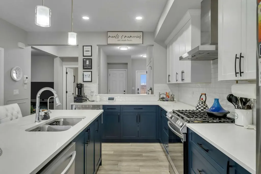 341 Walcrest View SE Calgary AB T2X 4V9