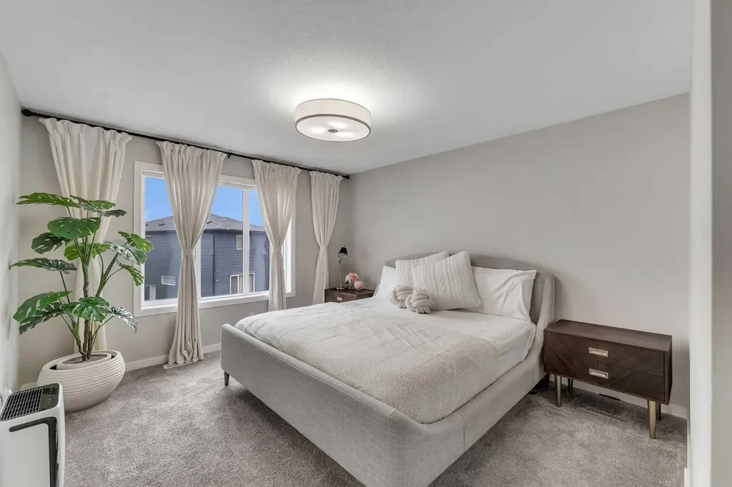 341 Walcrest View SE Calgary AB T2X 4V9