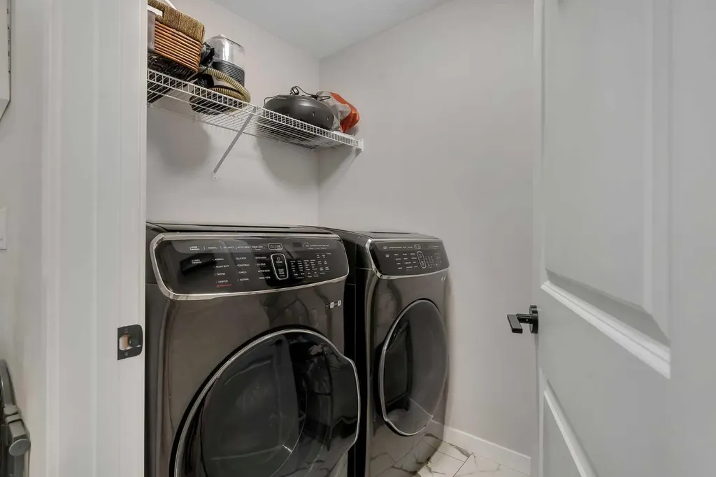 341 Walcrest View SE Calgary AB T2X 4V9