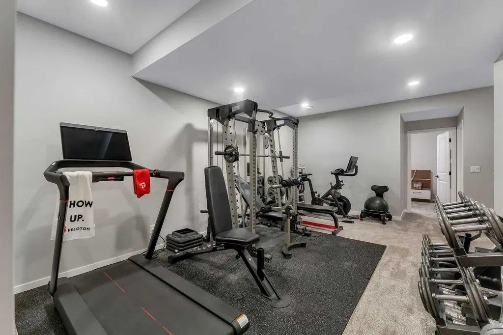 341 Walcrest View SE Calgary AB T2X 4V9