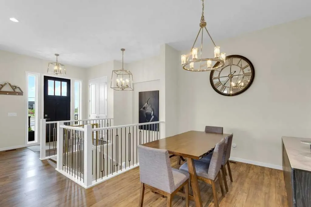 790 Mahogany Road SE Calgary AB T3M 2Z5