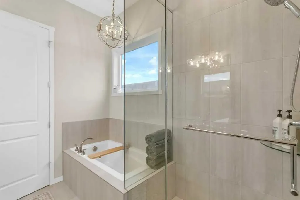 790 Mahogany Road SE Calgary AB T3M 2Z5