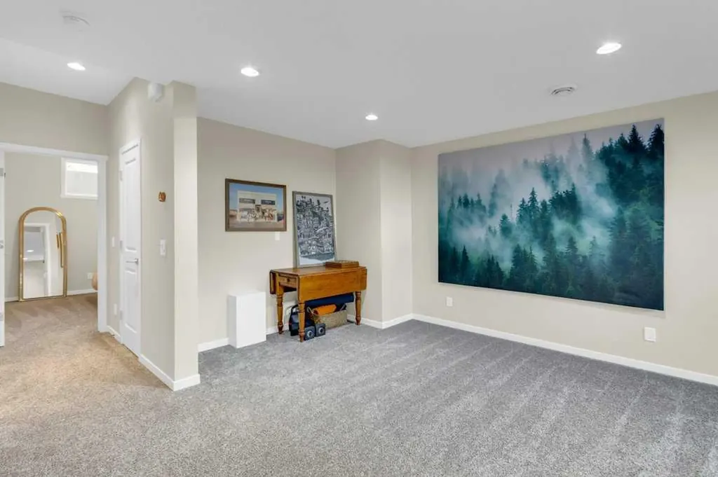 790 Mahogany Road SE Calgary AB T3M 2Z5