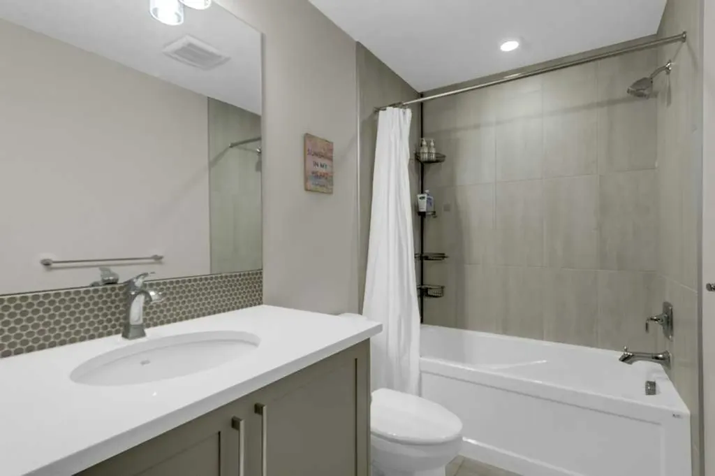 790 Mahogany Road SE Calgary AB T3M 2Z5