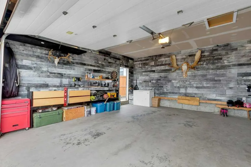 790 Mahogany Road SE Calgary AB T3M 2Z5