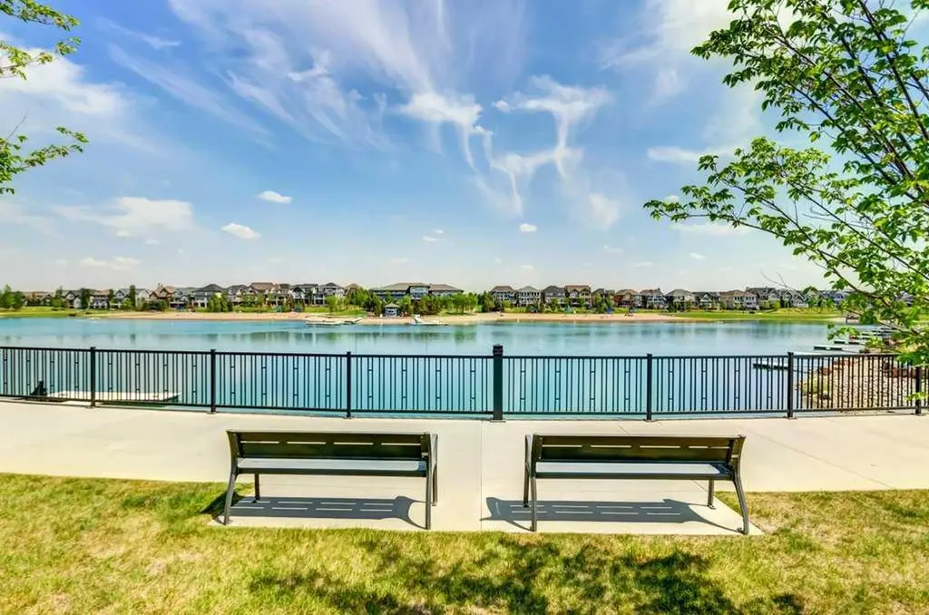 790 Mahogany Road SE Calgary AB T3M 2Z5
