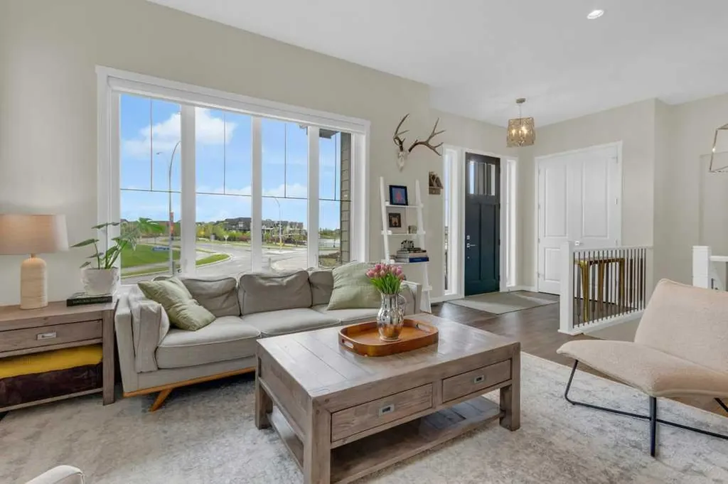 790 Mahogany Road SE Calgary AB T3M 2Z5