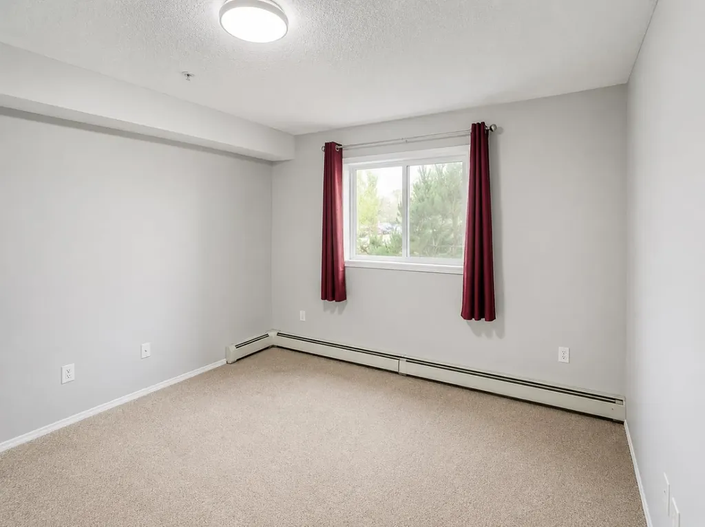 11220 104 Avenue Grande Prairie AB T8V 2Z1