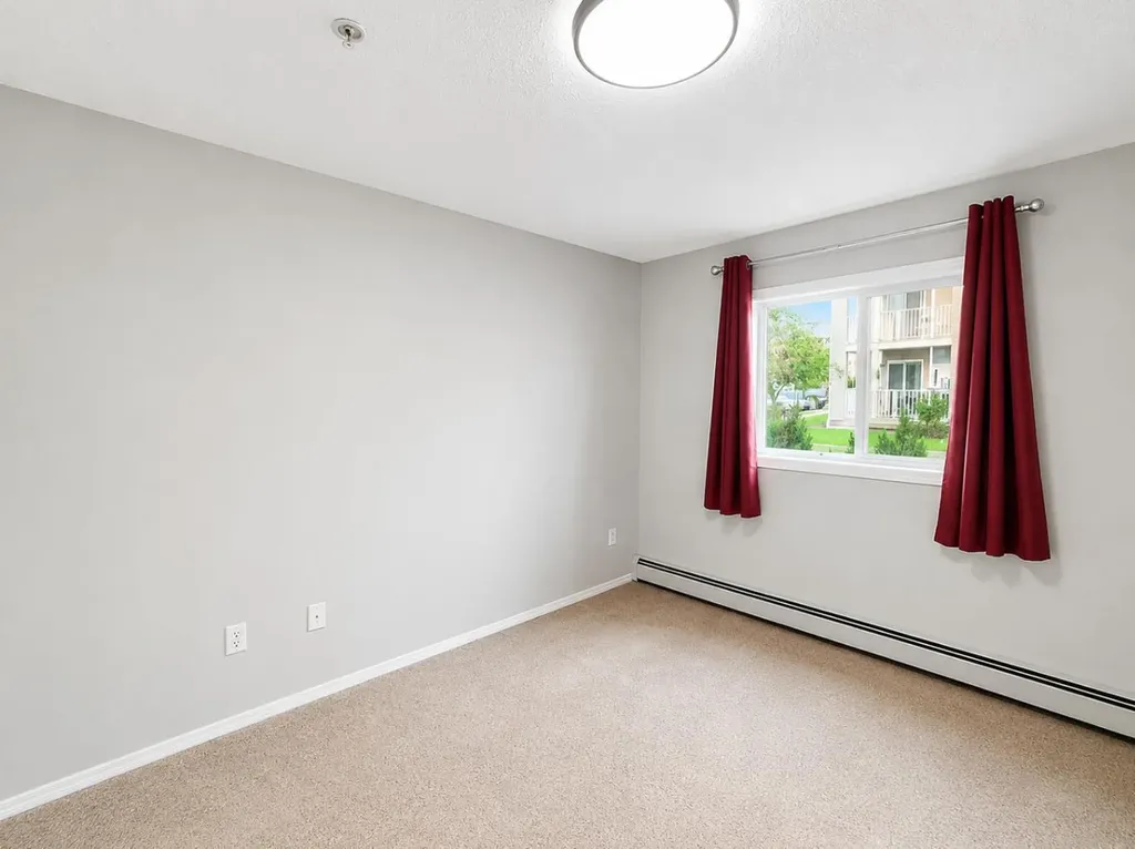 11220 104 Avenue Grande Prairie AB T8V 2Z1