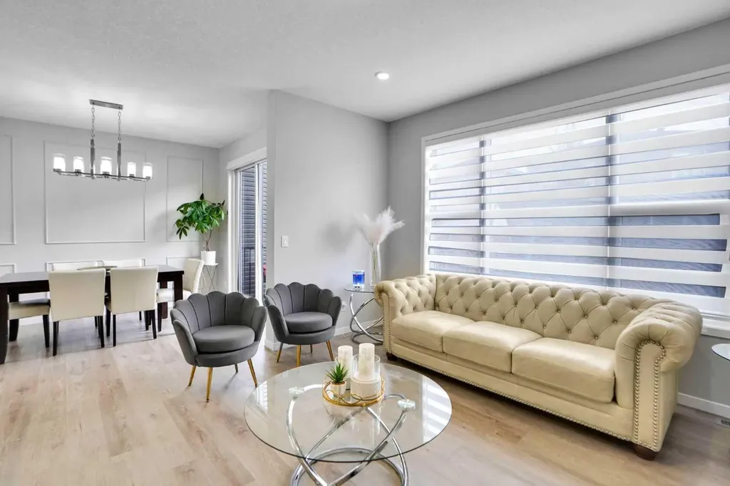 28 Carringsby Avenue NW Calgary AB T3P 1R9