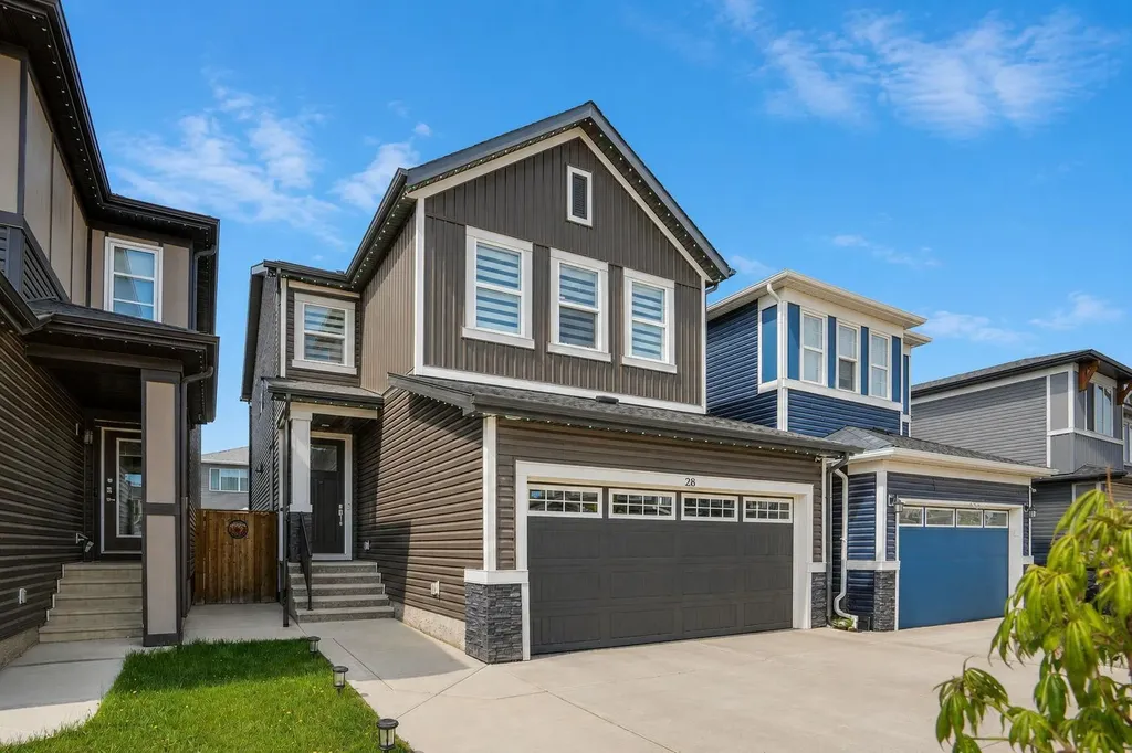 28 Carringsby Avenue NW Calgary AB T3P 1R9