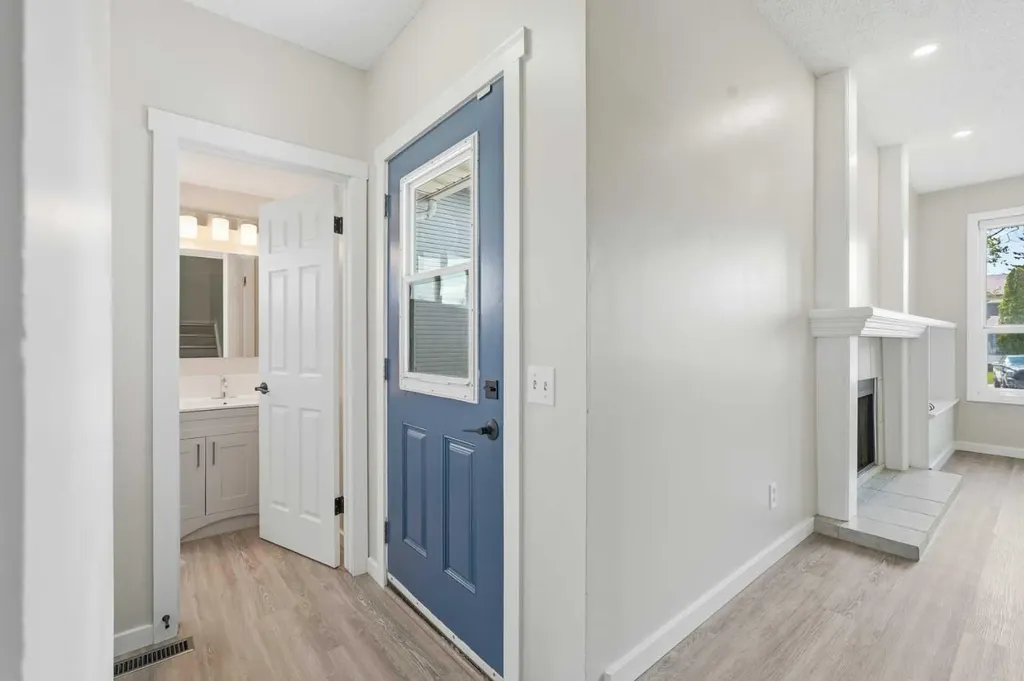 248 Summerwood Place SE Airdrie AB T4B 1W3