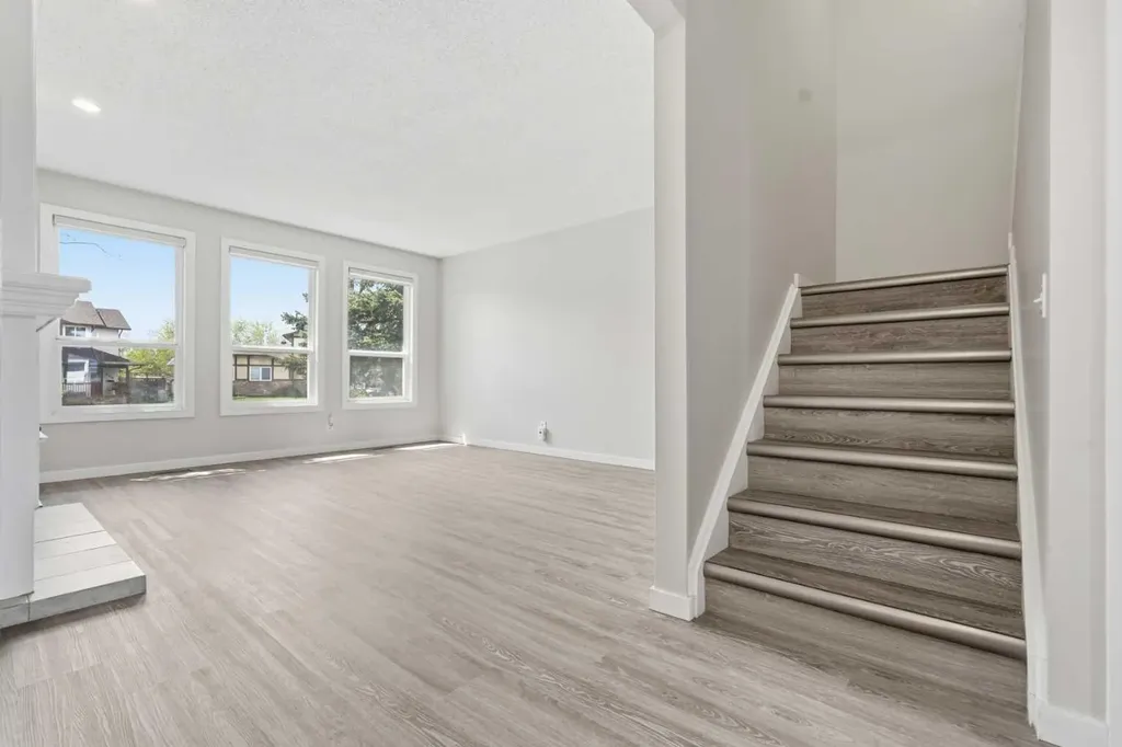 248 Summerwood Place SE Airdrie AB T4B 1W3