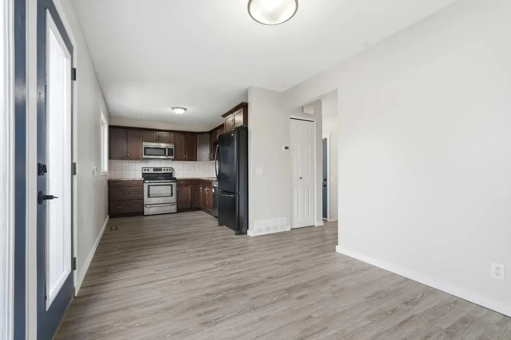 248 Summerwood Place SE Airdrie AB T4B 1W3