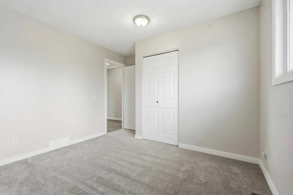 248 Summerwood Place SE Airdrie AB T4B 1W3