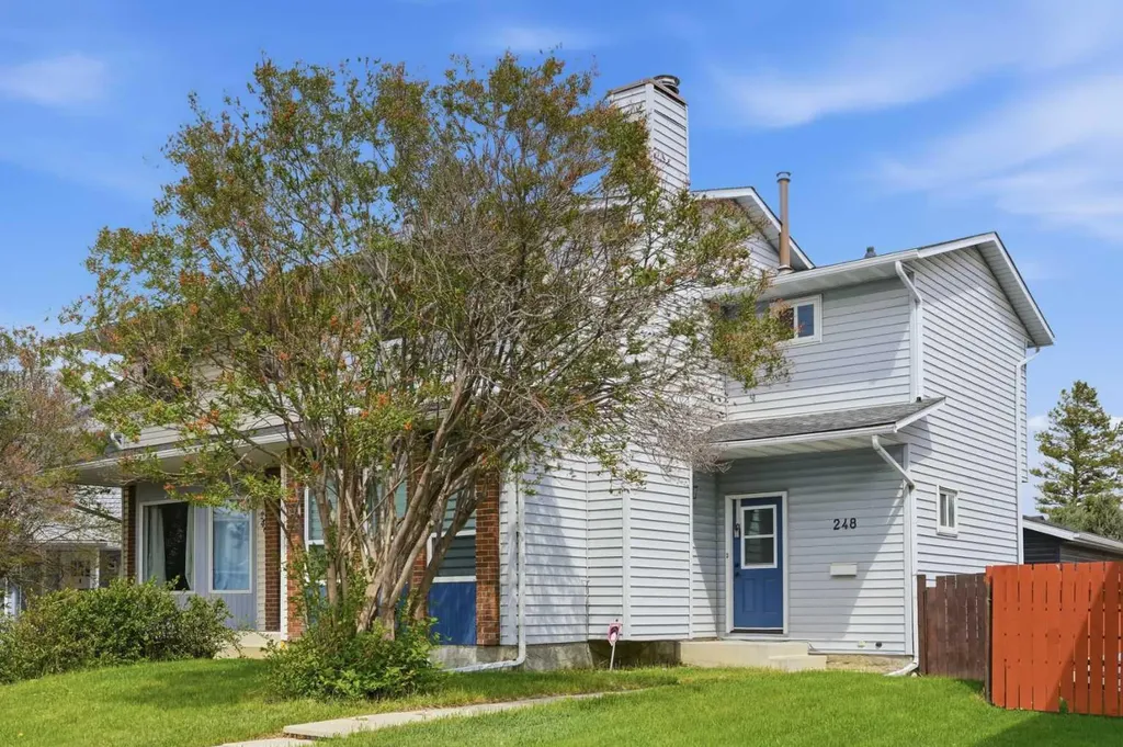 248 Summerwood Place SE Airdrie AB T4B 1W3