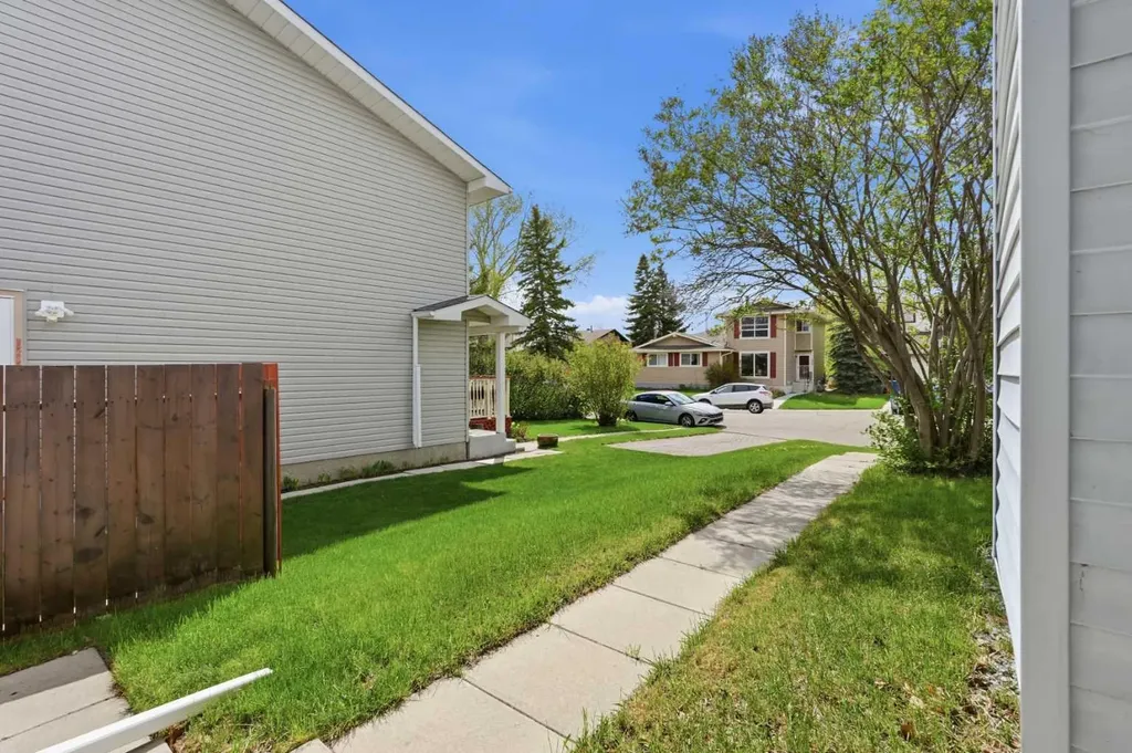 248 Summerwood Place SE Airdrie AB T4B 1W3