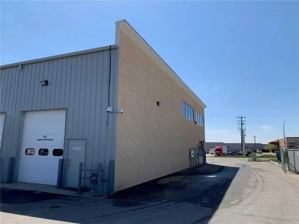 2903 Kingsview Boulevard SE Airdrie AB T4A 0C4